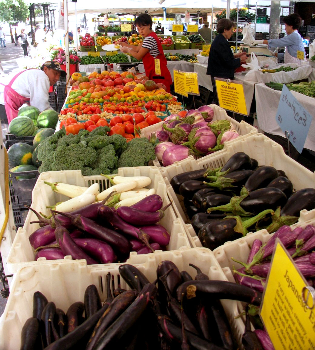 Beautiful vegetables at the farmers market.